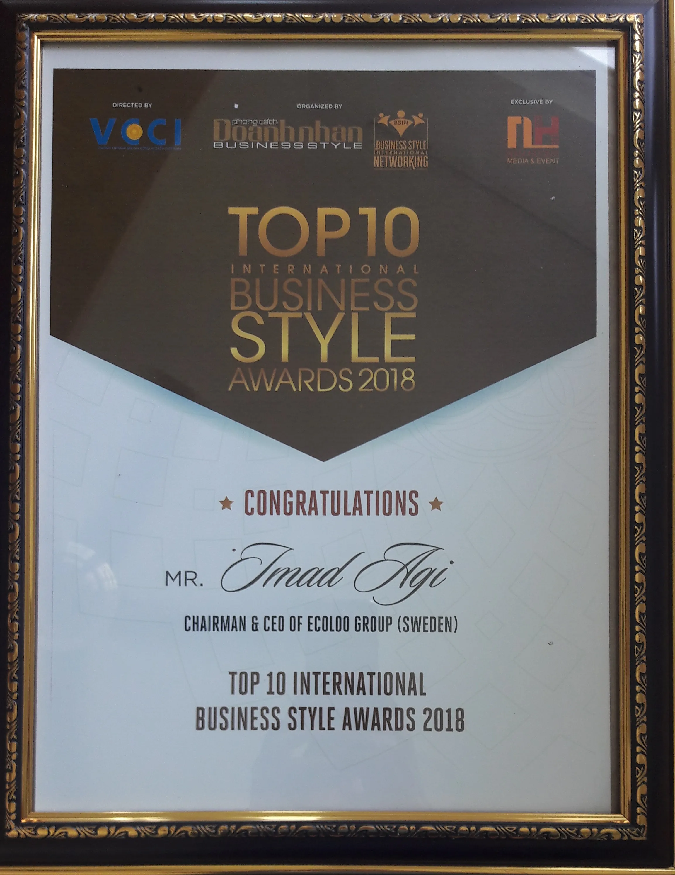 ECOLOO Award: Top 10 International Business Style Award.webp